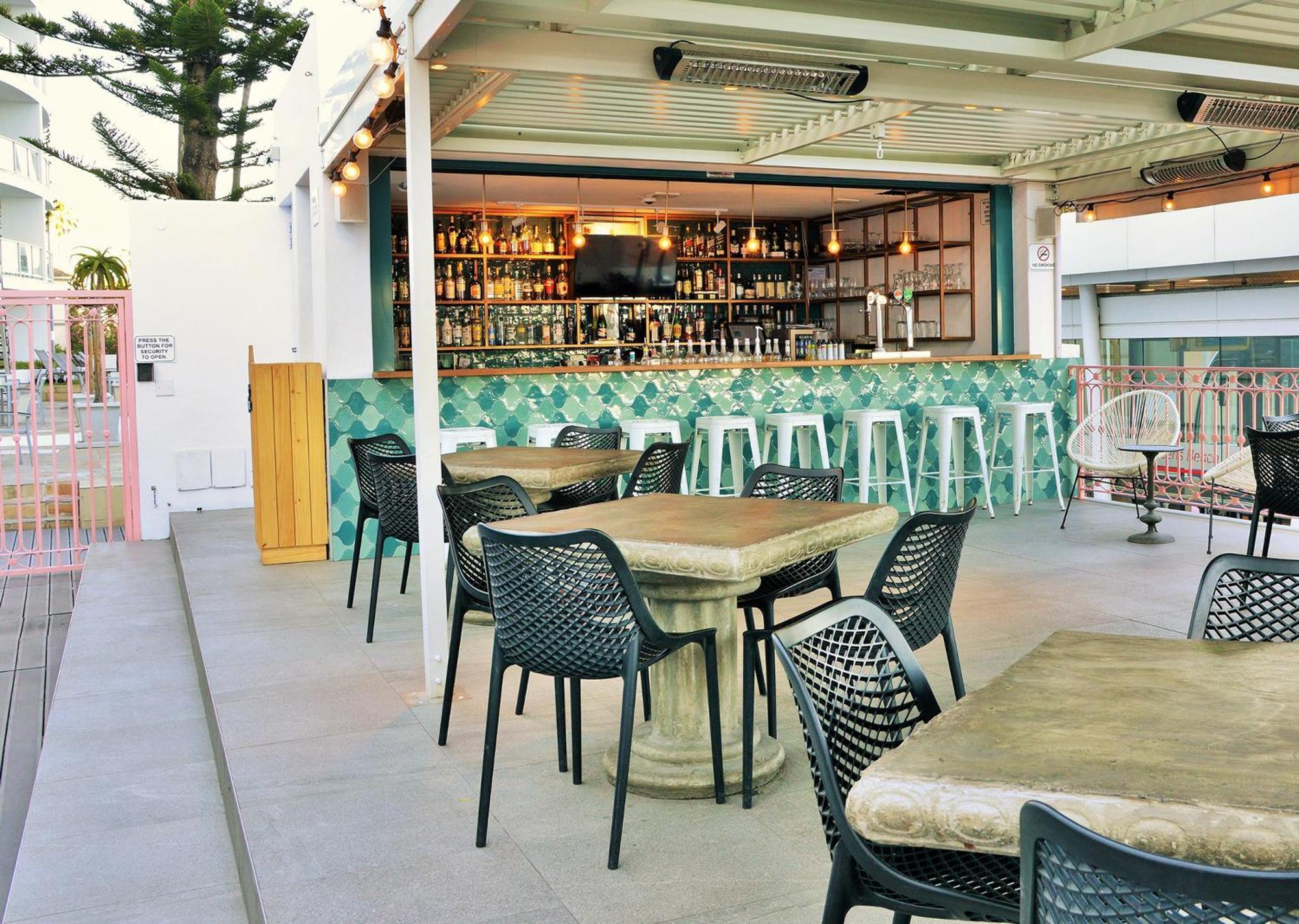 Peninsula All Suite Hotel Cape Town Exterior foto
