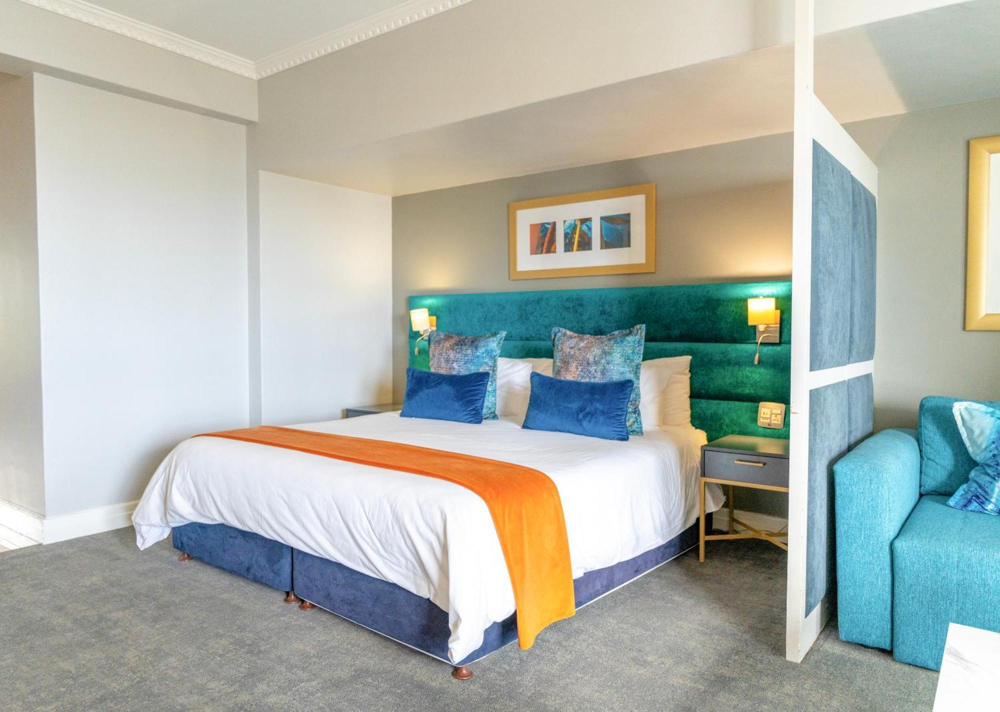 Peninsula All Suite Hotel Cape Town Exterior foto