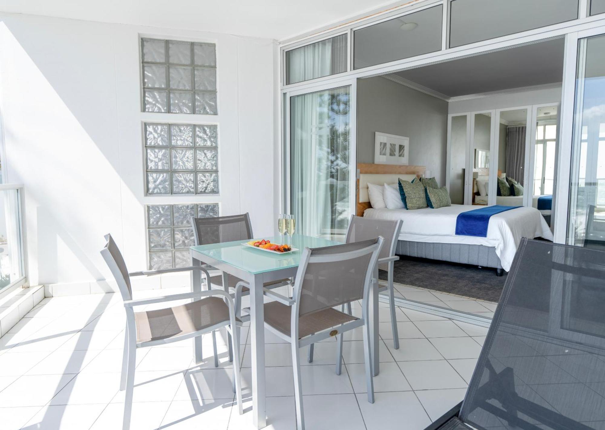 Peninsula All Suite Hotel Cape Town Exterior foto